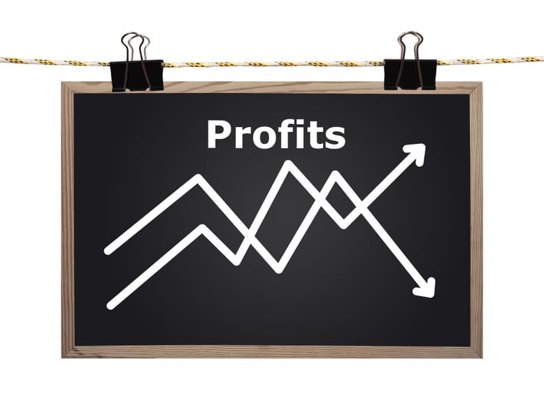 Quadro com gráfico de lucros em alta e queda, representando a relação entre ROI, ganhos financeiros e análise de resultados.