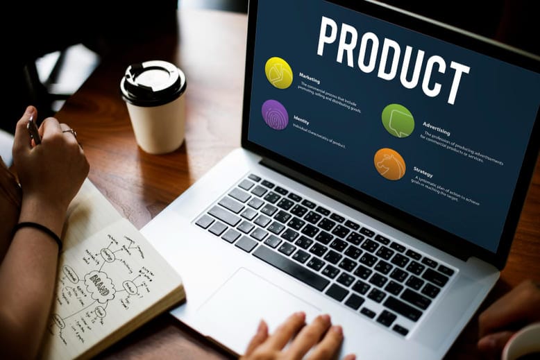 Product-Led Growth em SaaS com foco no produto como principal canal de aquisição e conversão de usuários